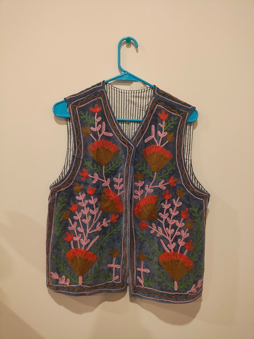 Floral Embroidered Velvet Vest